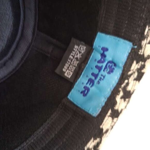 Herringbone Wool hat by The Hatter Large Pattern - Picture 5 of 6